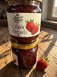 Nurcan Hanım Çilek Reçeli (500 gr)